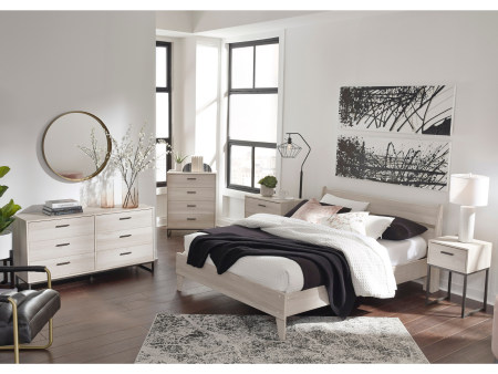 Socalle Queen bedroom Discount